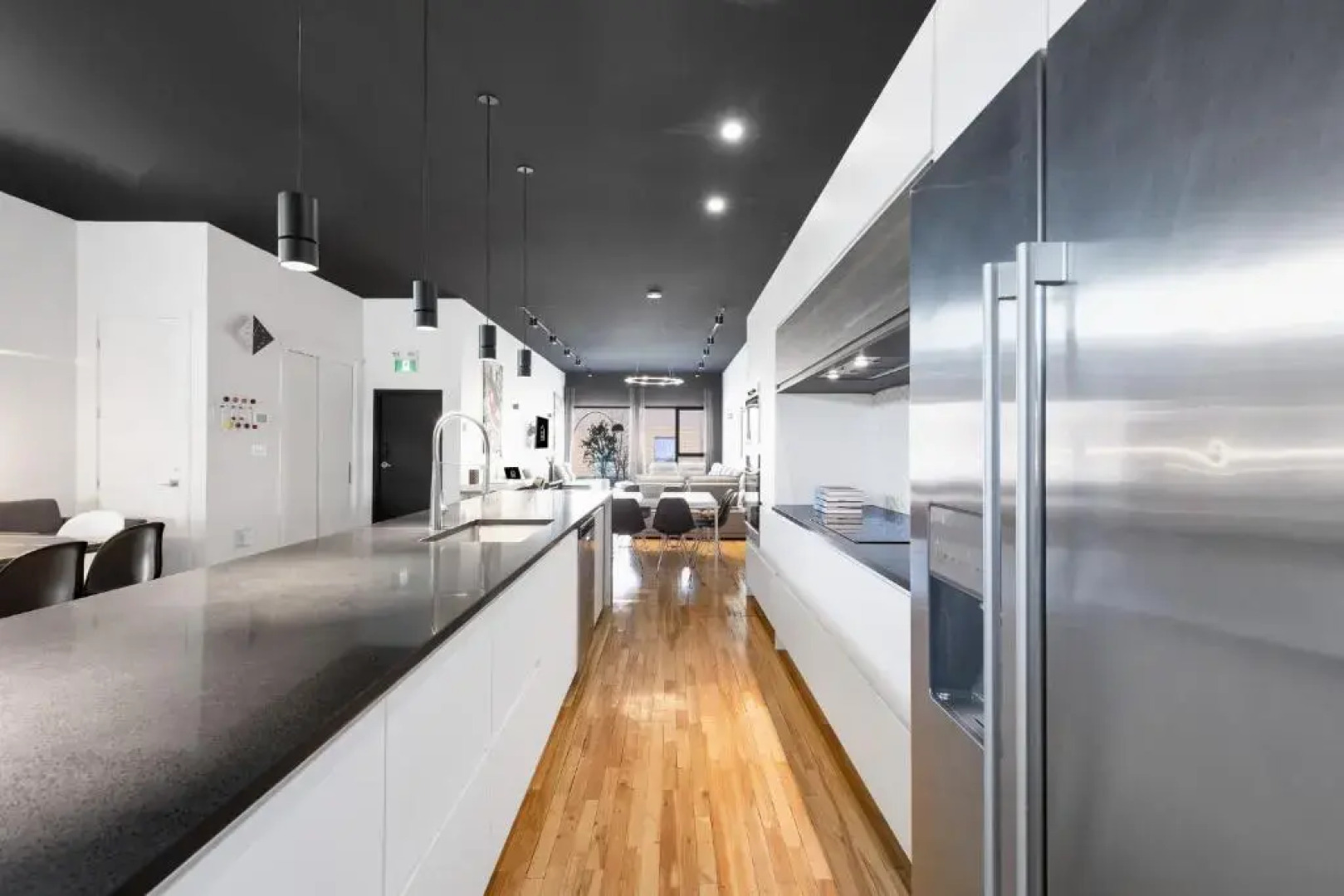 Plaza 2&3 Luxury Large Party Penthouse Liv MTL