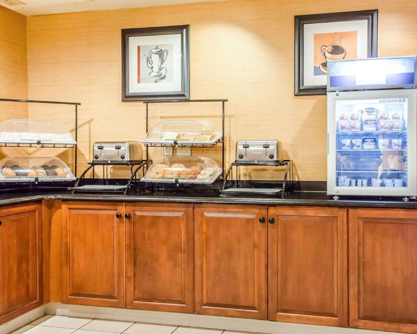 Comfort Inn & Suites York North