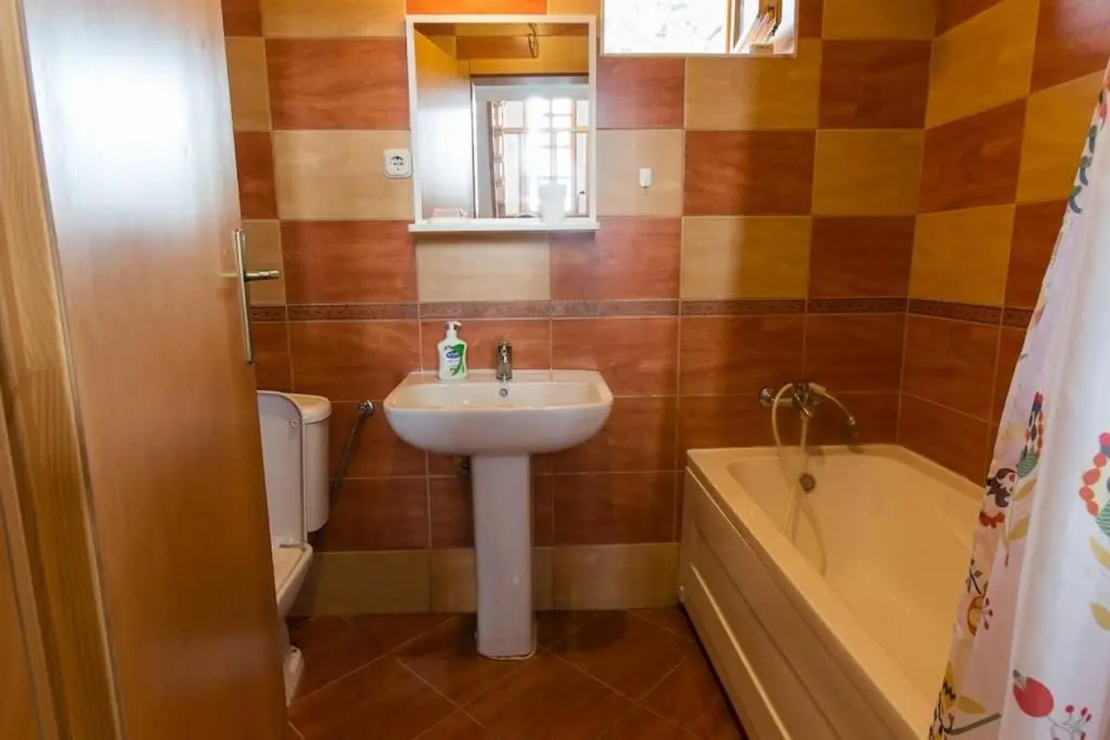 ~Colours of the wind~ A story of love!