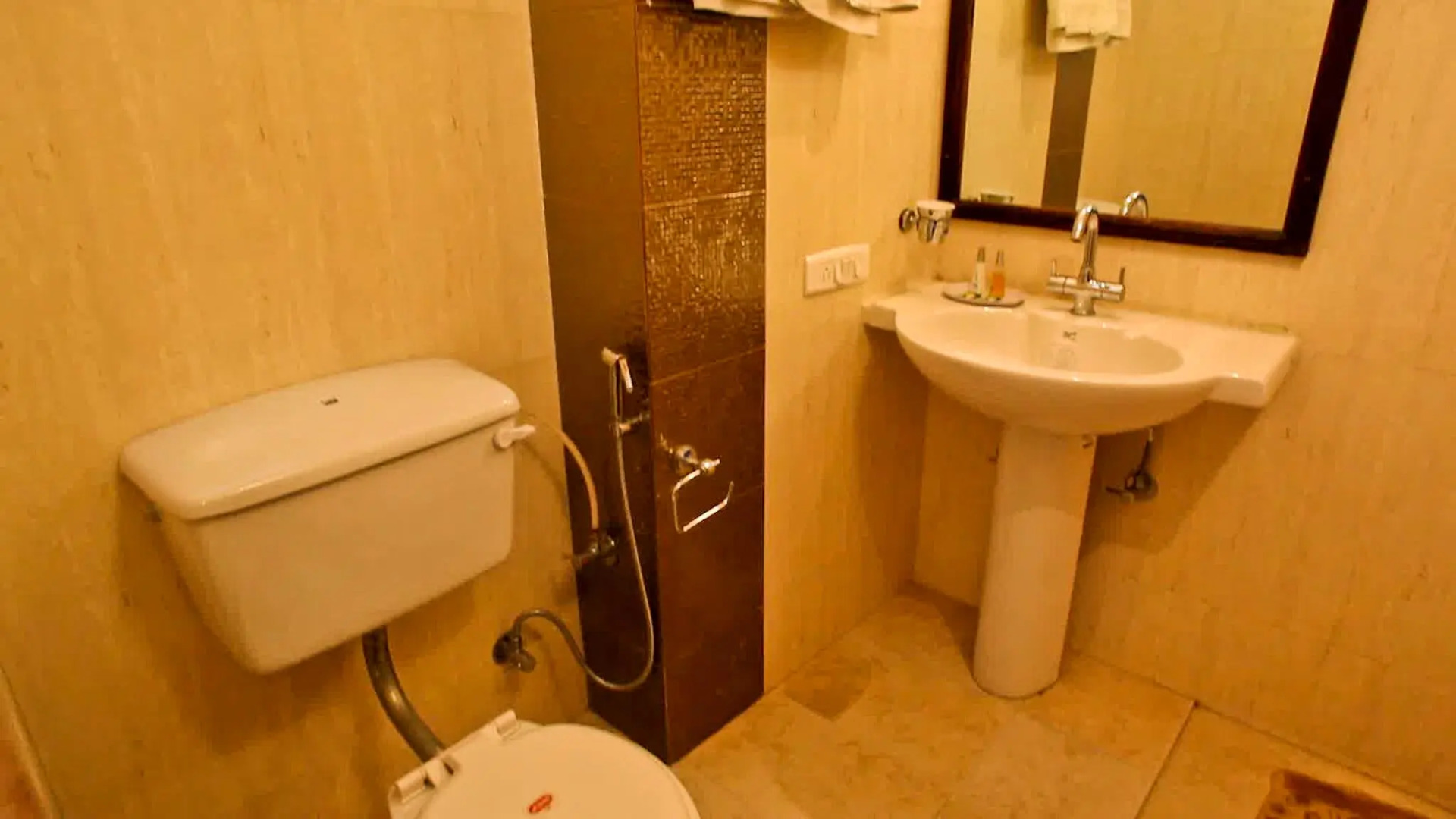 Krishna Mountview Resort