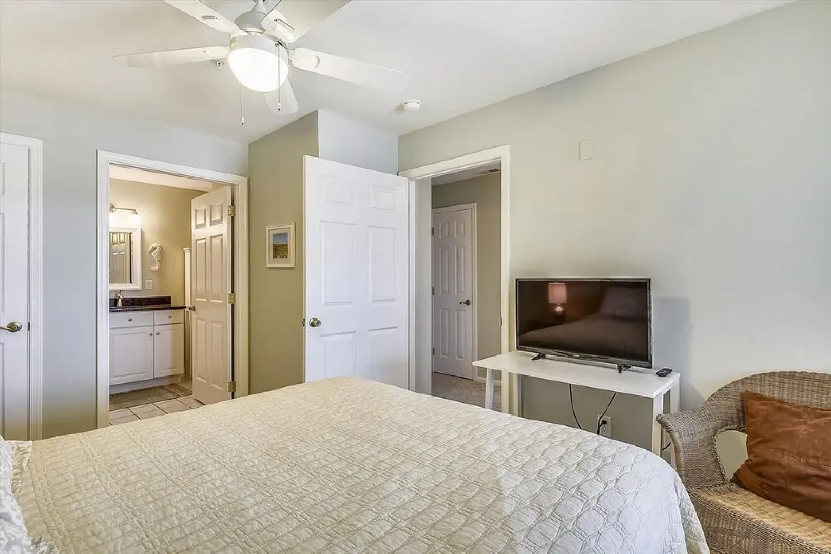 Bethany Bay 37171 Harbor Dr #3902 by Long & Foster