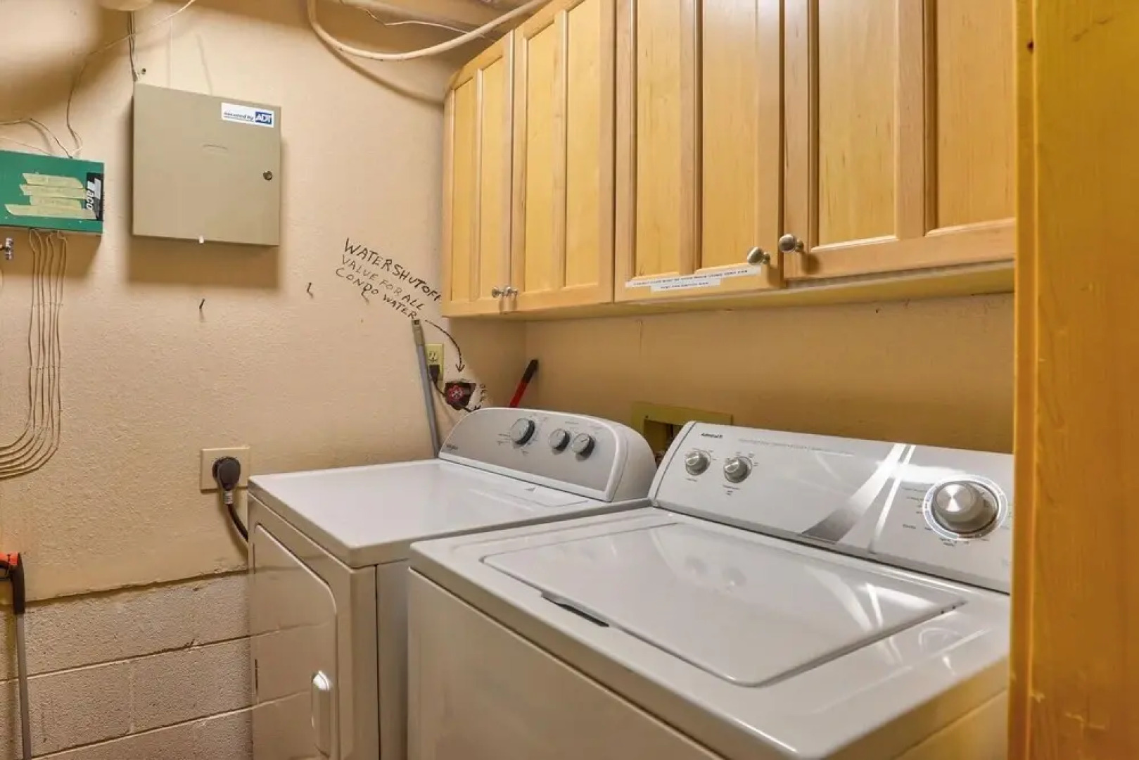 Lagoon  754b 3 Bedroom Townhouse