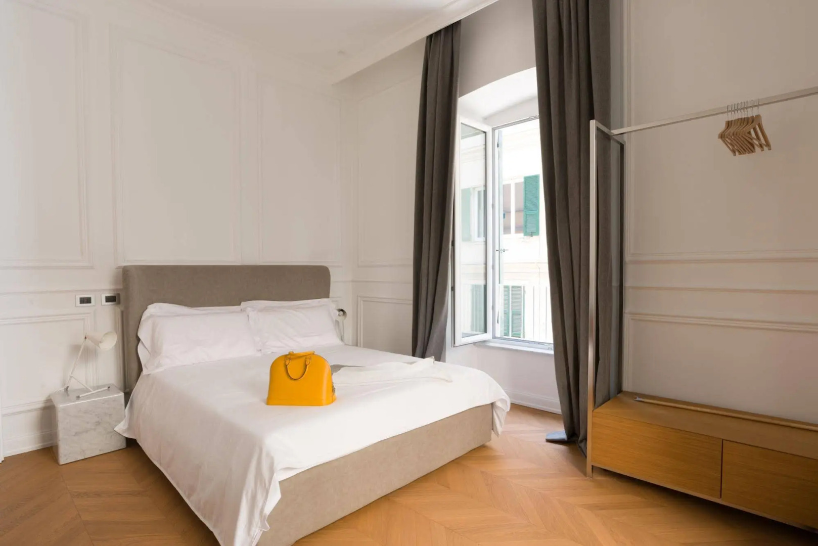 Via Chiodo Luxury Rooms