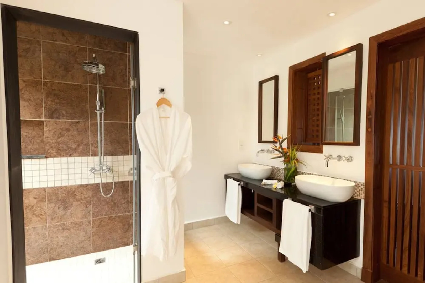 Villa Naiade, Belle Riviere