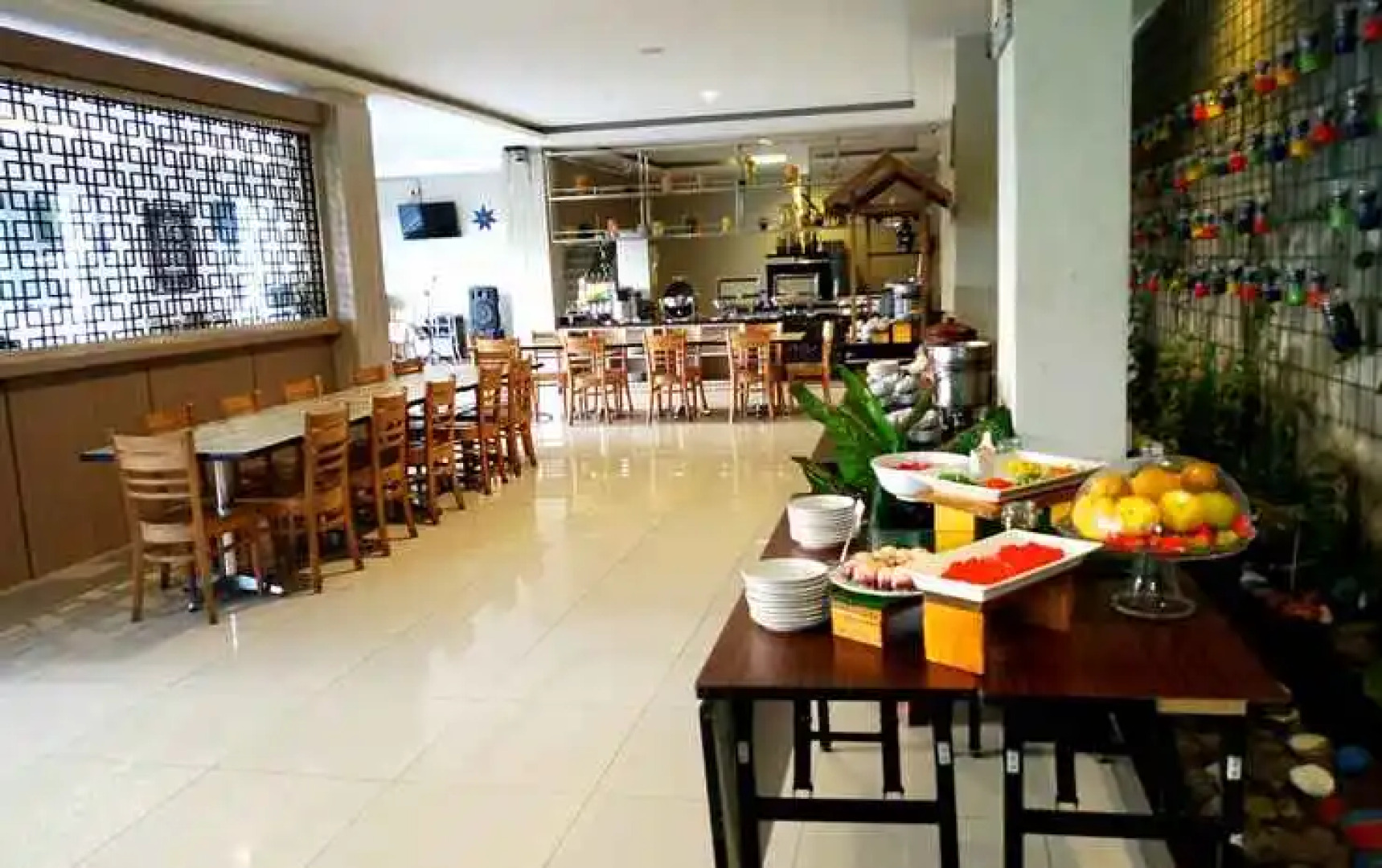 Amazing Riverside Hotel