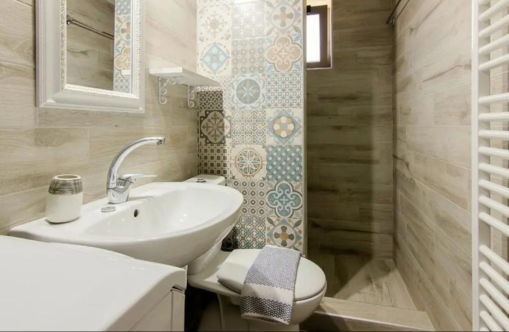 Hersonissos Modern One Bedroom Apartment Beachside