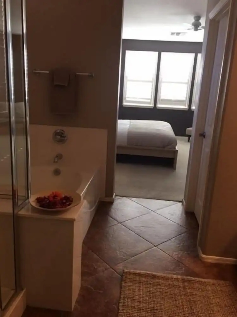 3BR Goodyear Home Pvt Pool Sleeps 8