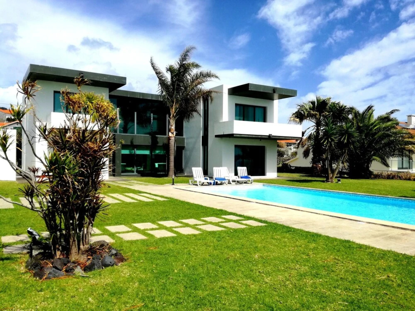 Villa With 5 Bedrooms in Vila Franca do Campo, With Wonderful sea View, Private Pool, Enclosed Garden