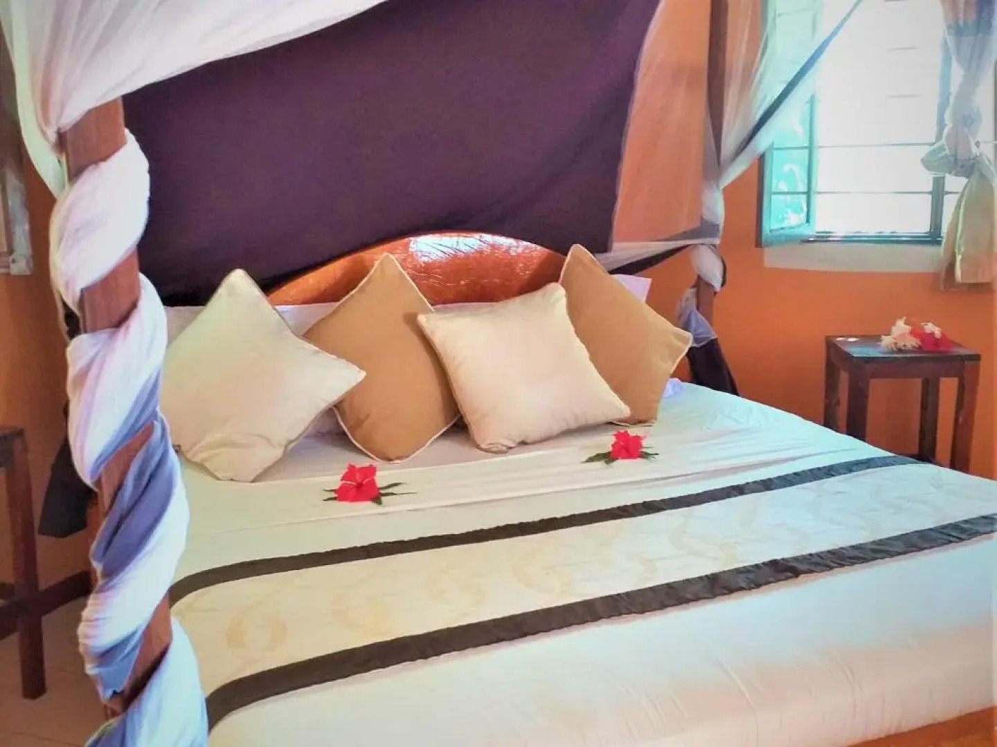 Kaure Sand Beach Lodge