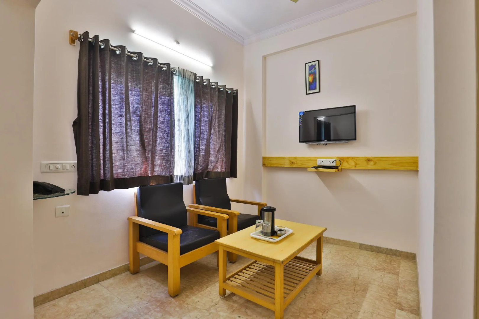 OYO 28448 Tree Top Residency