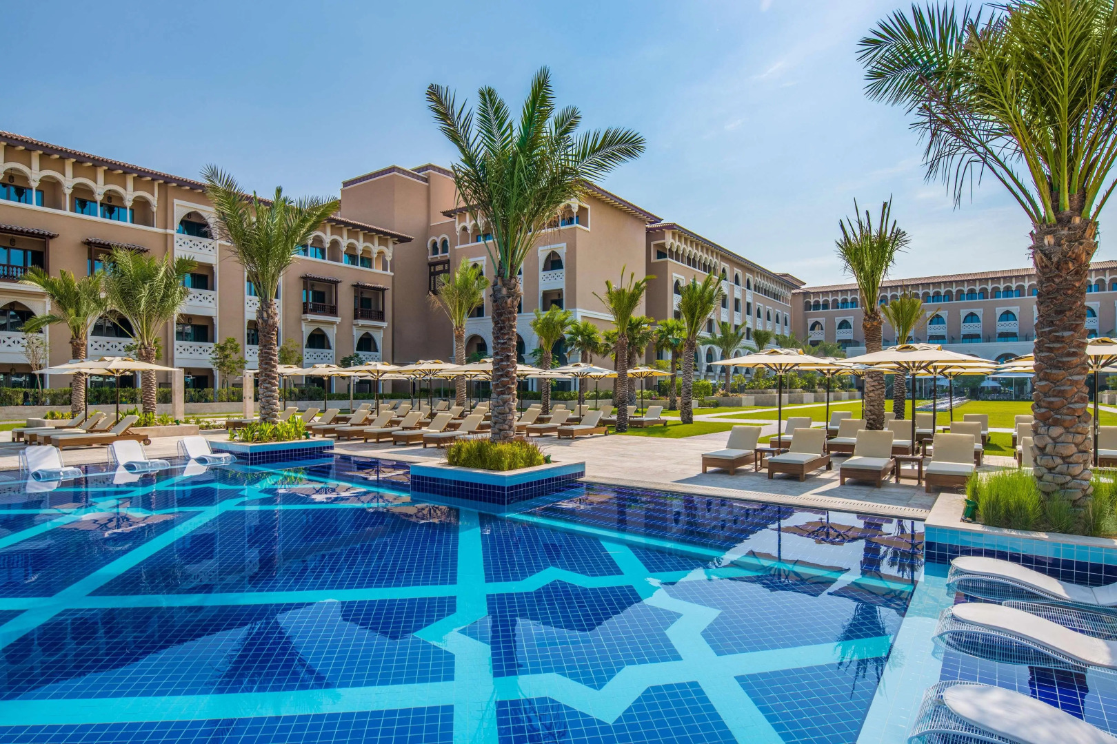 Курортный отель Rixos Premium Saadiyat Island