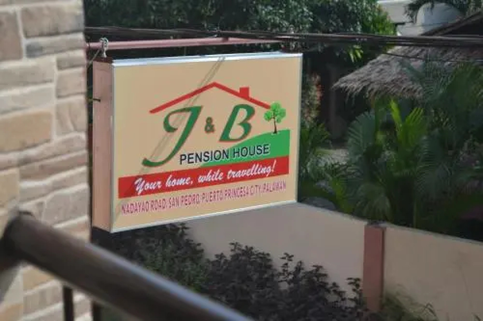 J&B Pension House