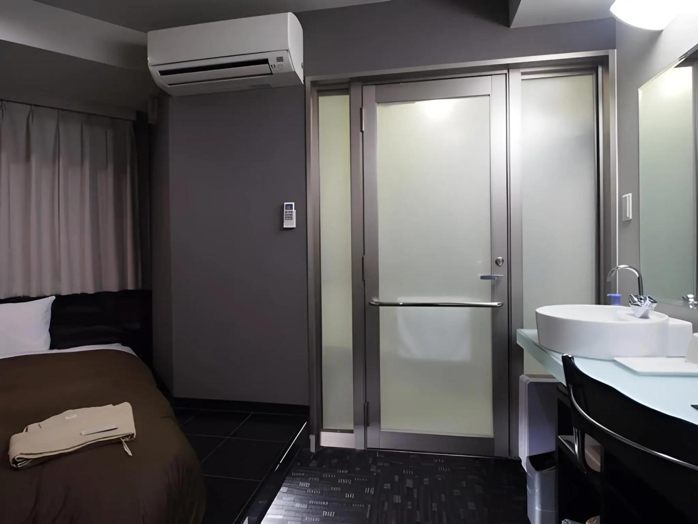 Urbain Hiroshima Executive