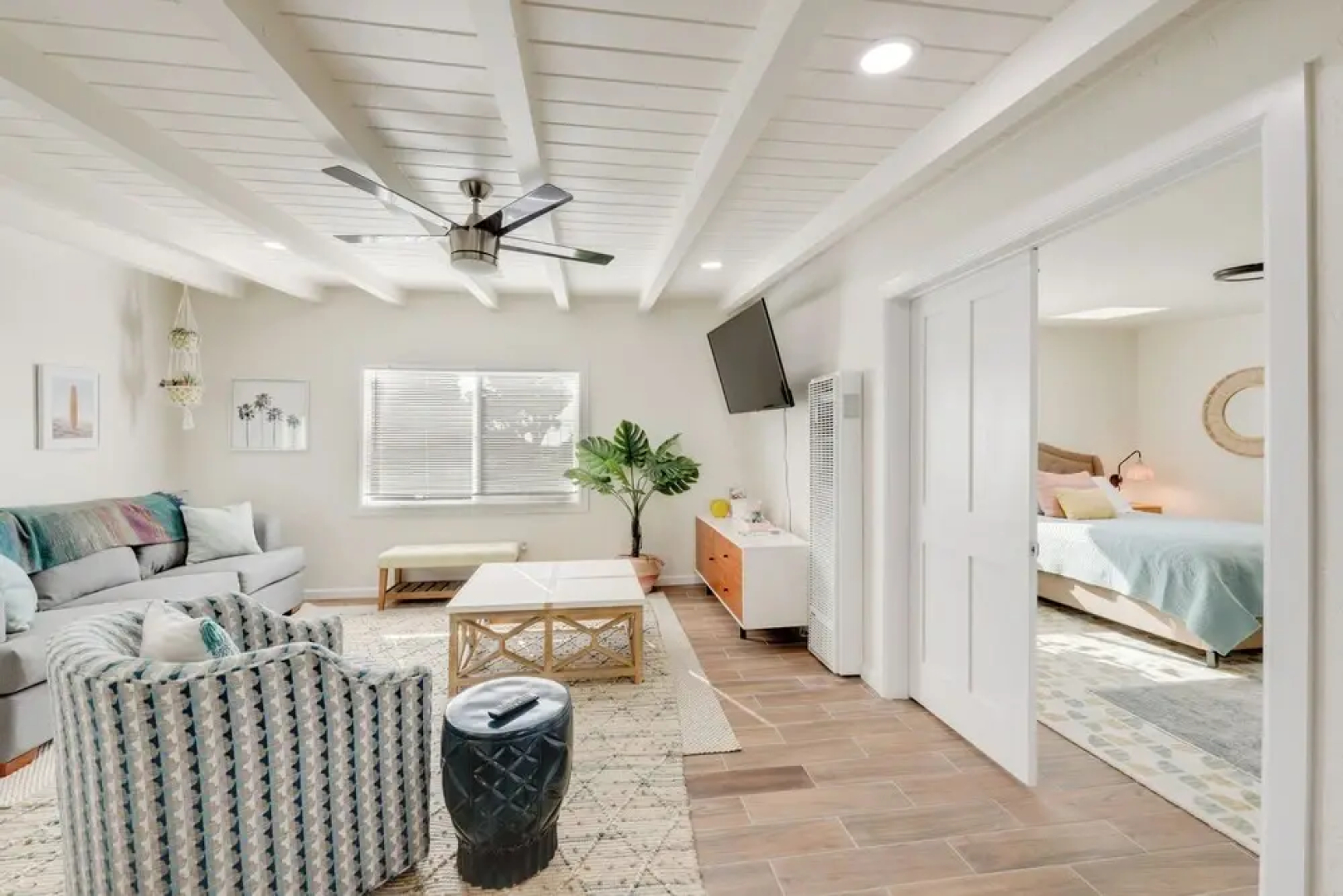 Pet-friendly Cayucos Home: Walk to Public Beach!