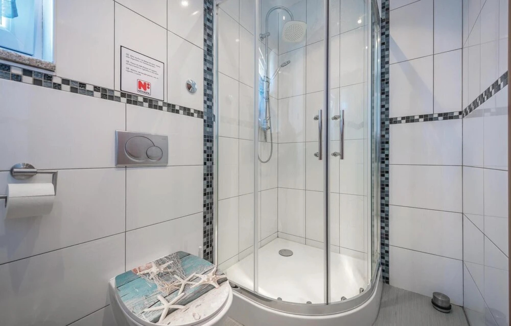 Beautiful Home in Valbandon With Wifi and 4 Bedrooms