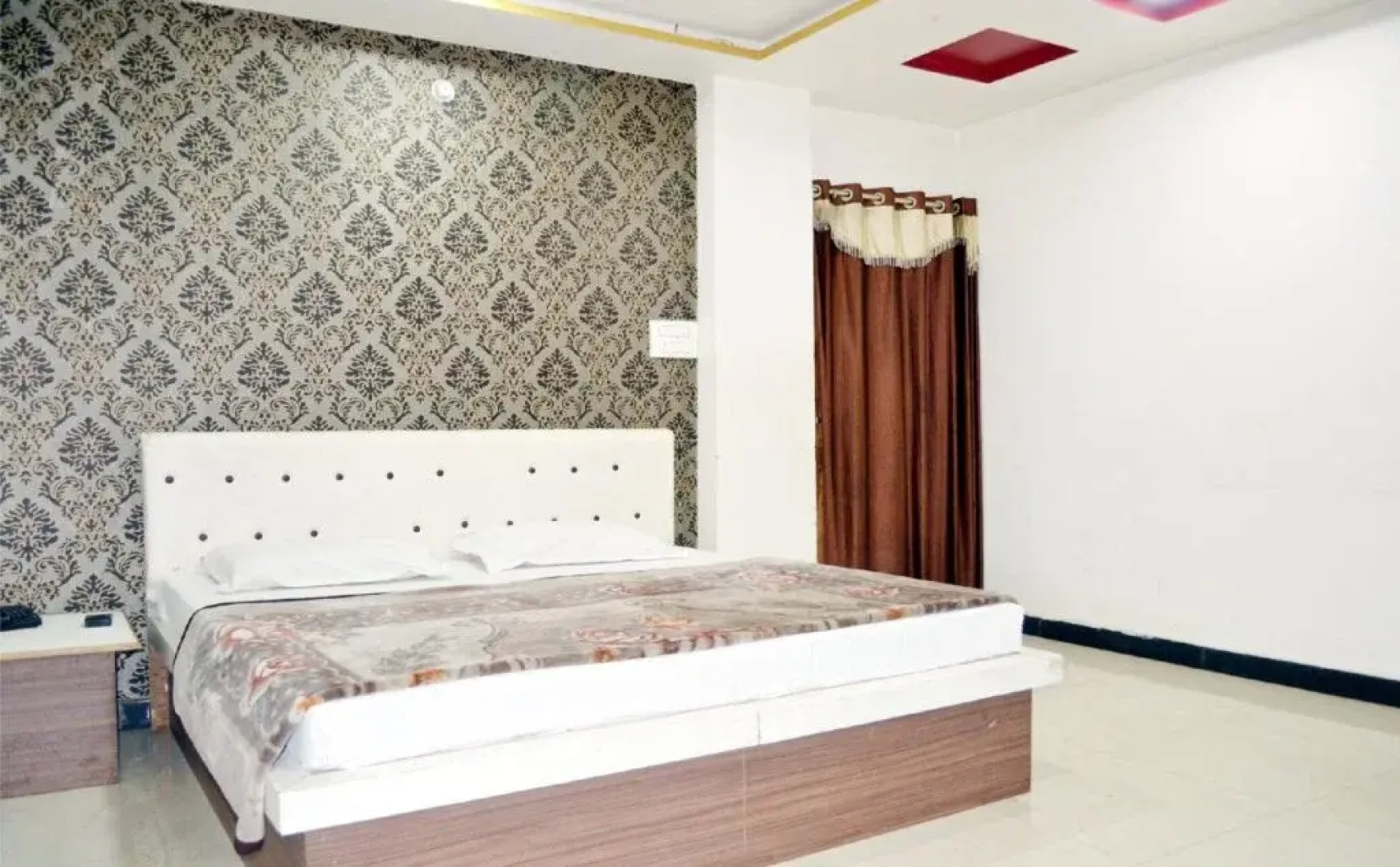 Hotel City Plaza & Restaurant