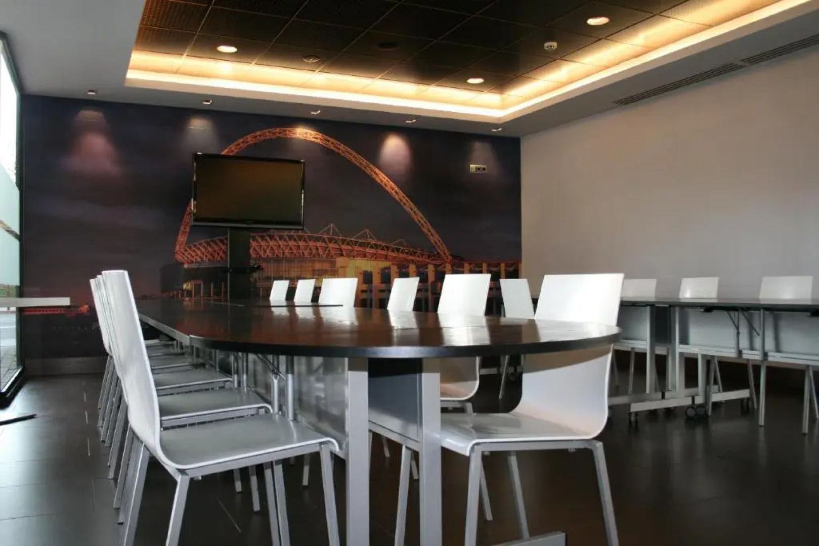 Hotel Tach Madrid Airport