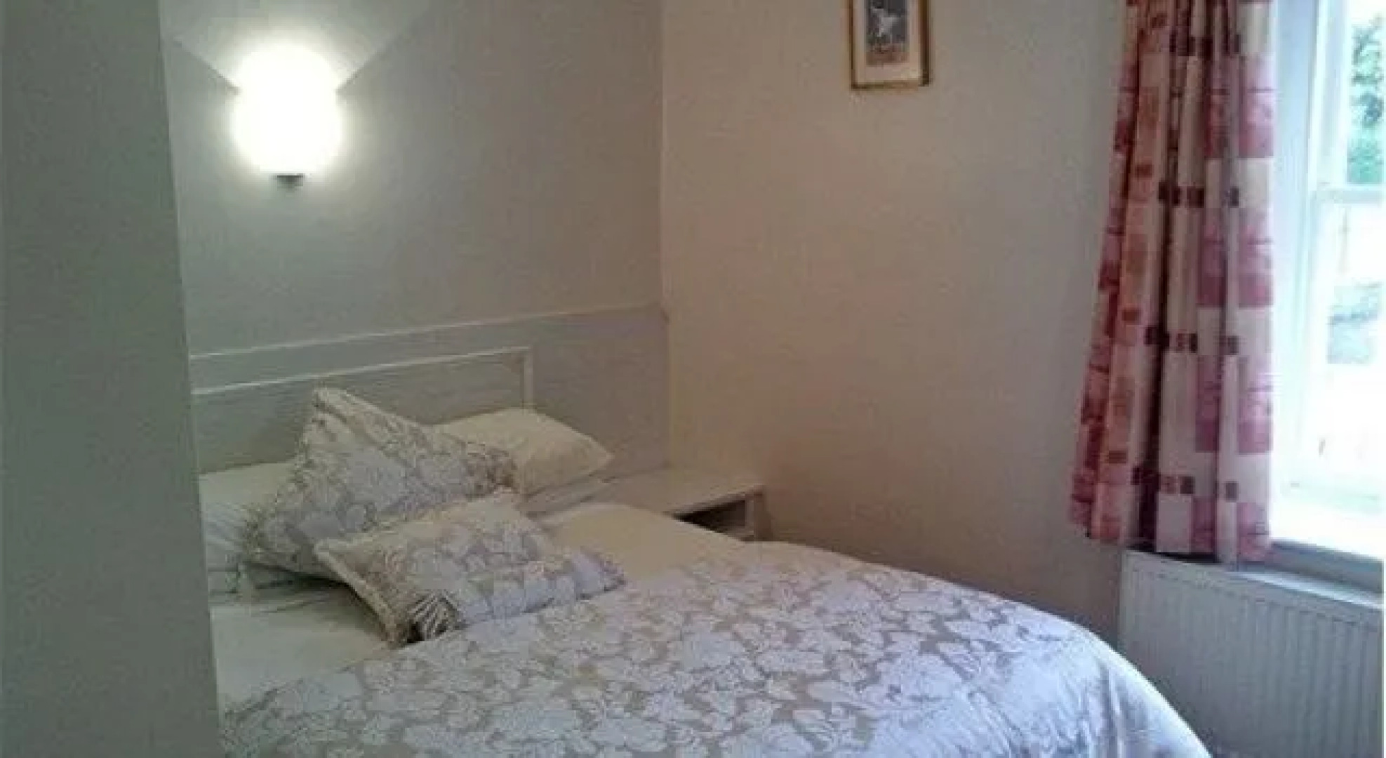 The Grant Arms Hotel