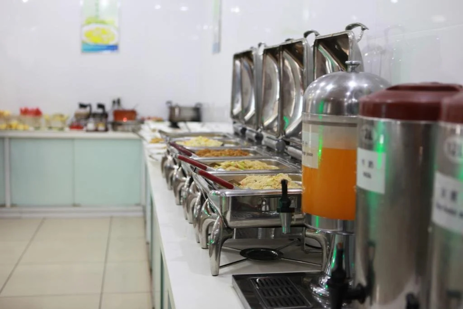 Yiwu Luck Bear Hotel