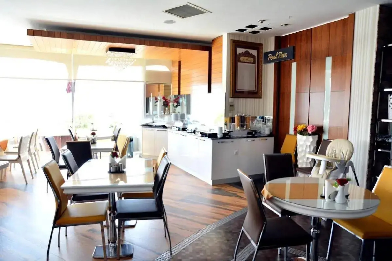 Grand Business Hotel