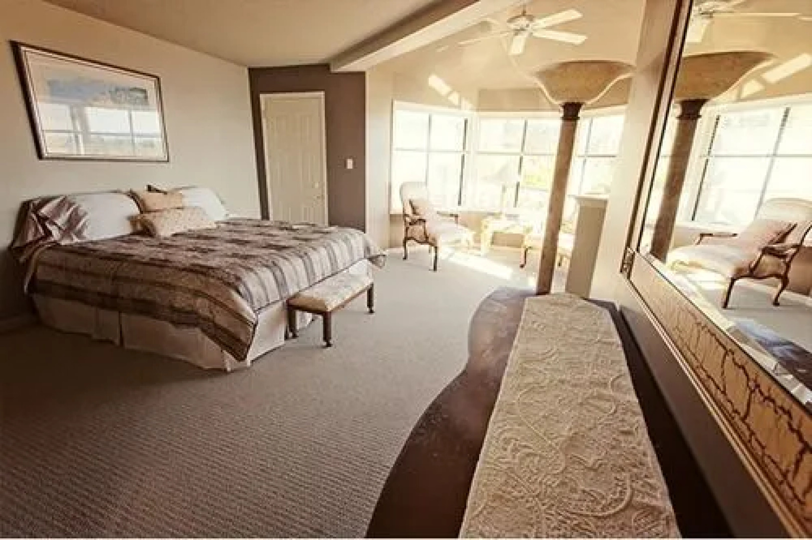 The Lodge at Weir's Beach