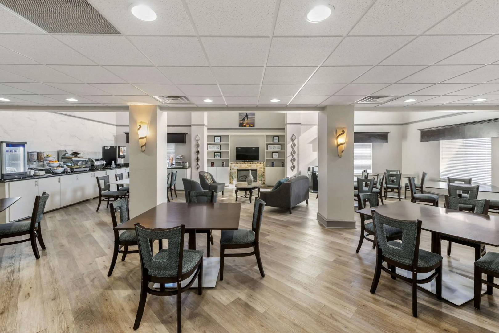 Comfort Inn & Suites