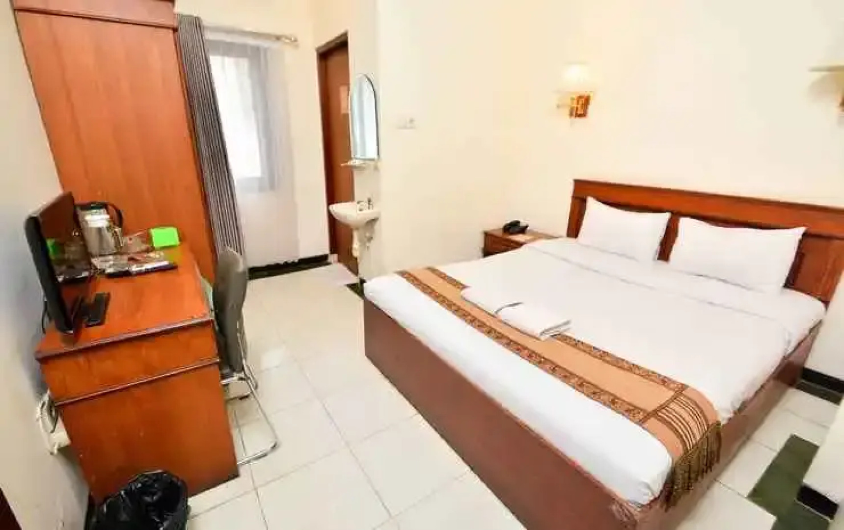 Grand Jamrud 1 Hotel