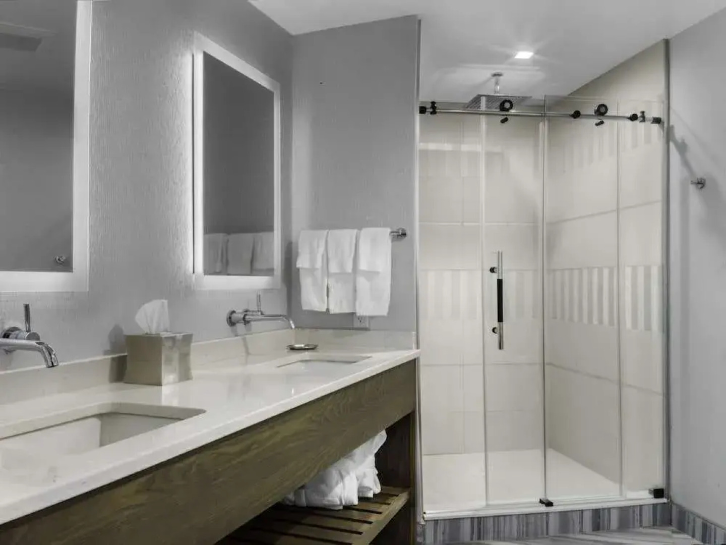 Econo Lodge At The Falls