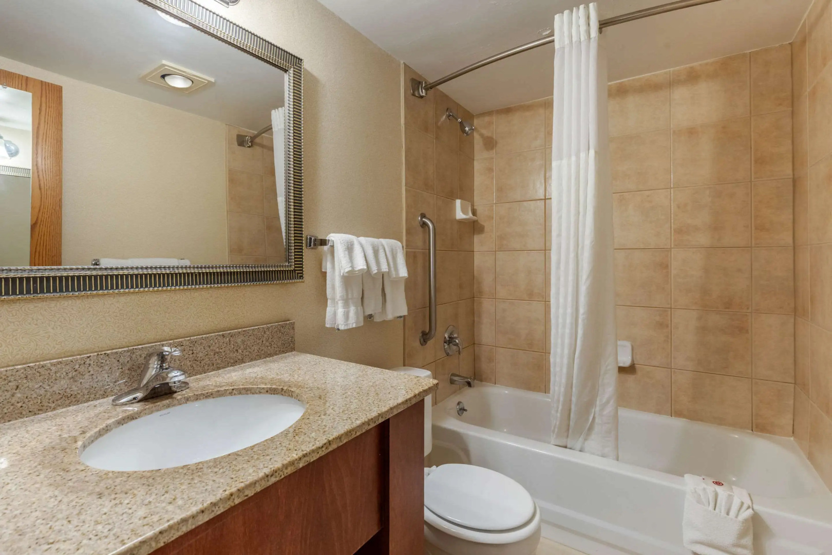 Suburban Studios Arlington Heights – Elk Grove