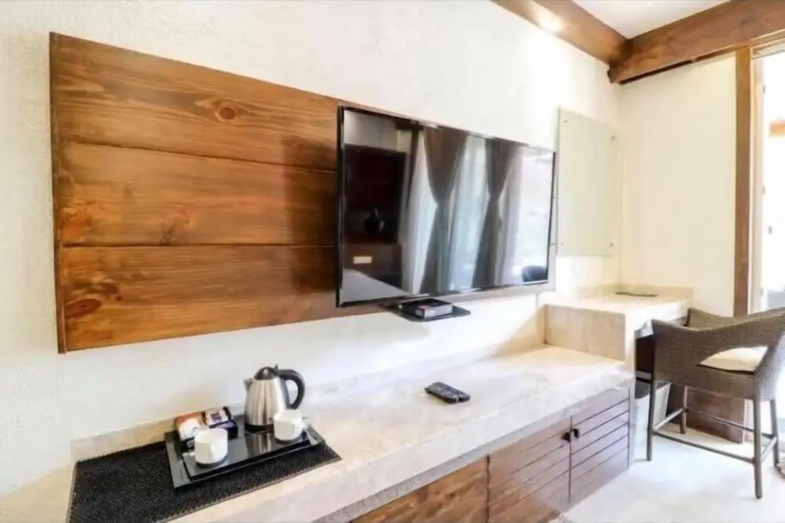 Shivers Oasis Luxury rooms