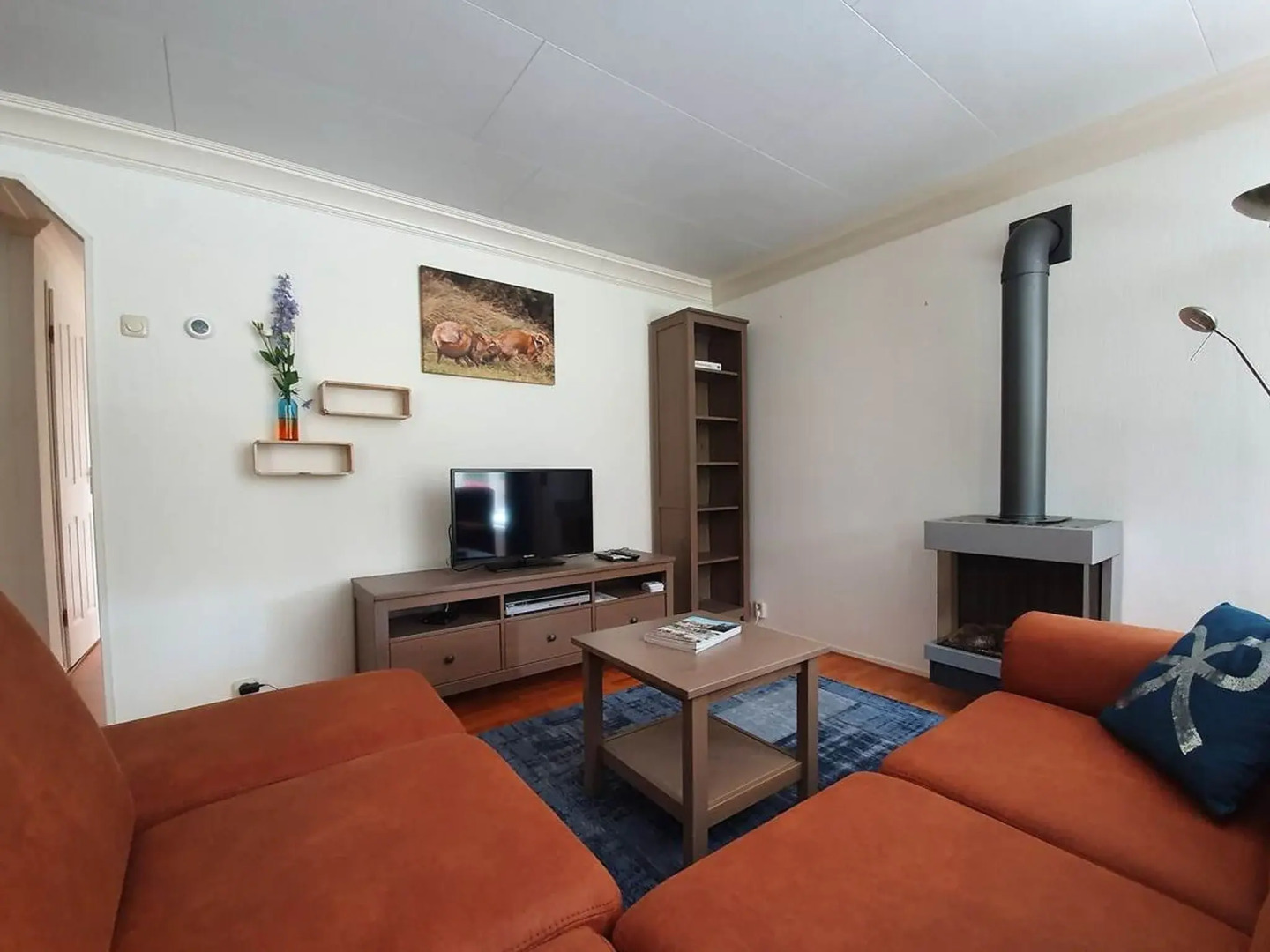 Inviting bungalow in Gelderland with garden