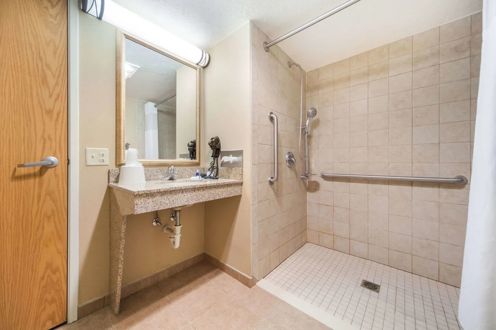 Super 8 by Wyndham Cozad