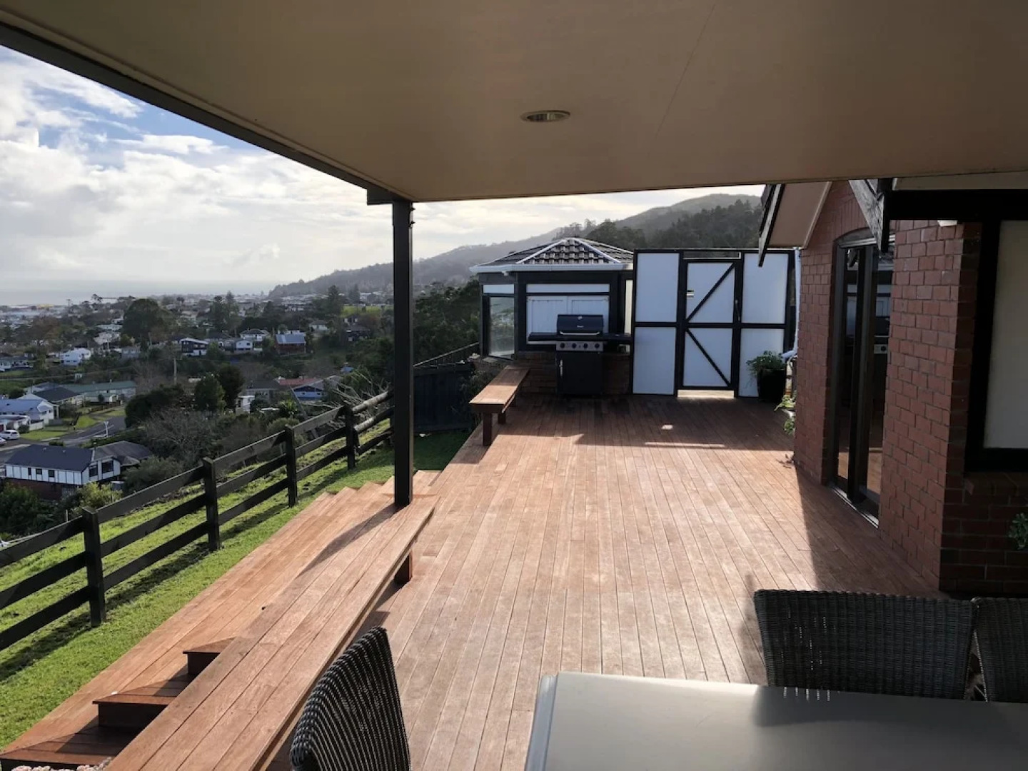 Chartre' Manor Bed & Breakfast