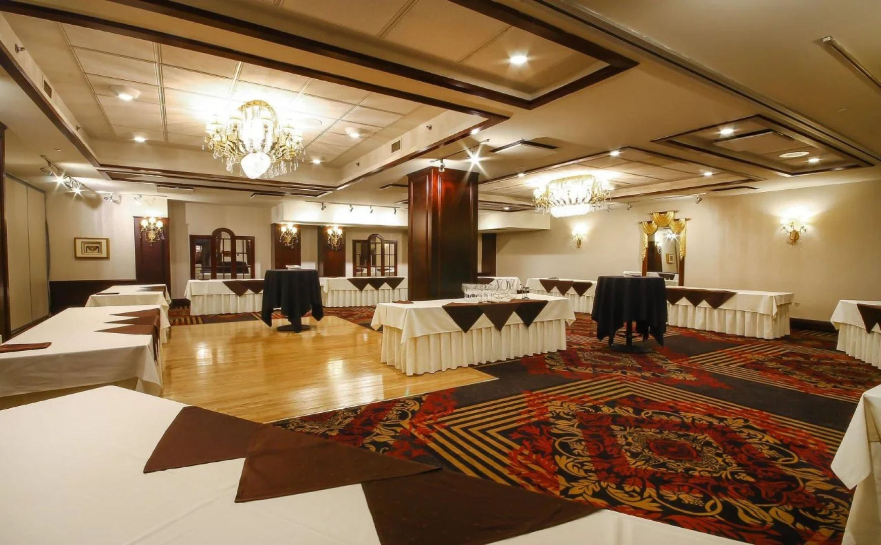 Hôtel Palace Royal Centre-Ville par JARO