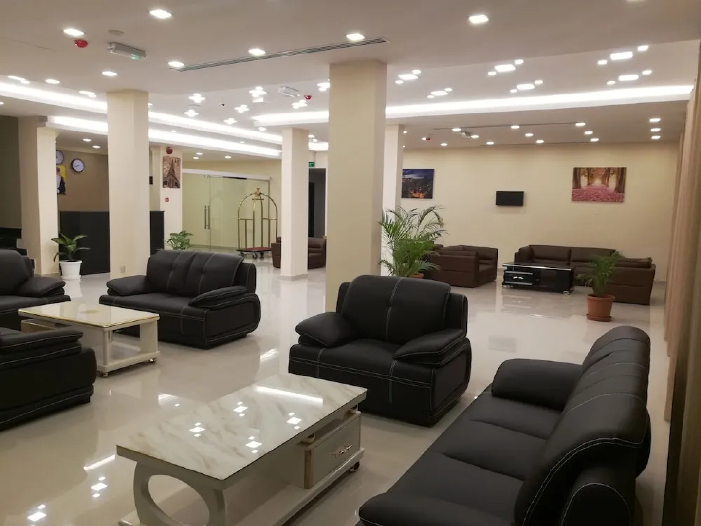 Tanuf Residency Hotel