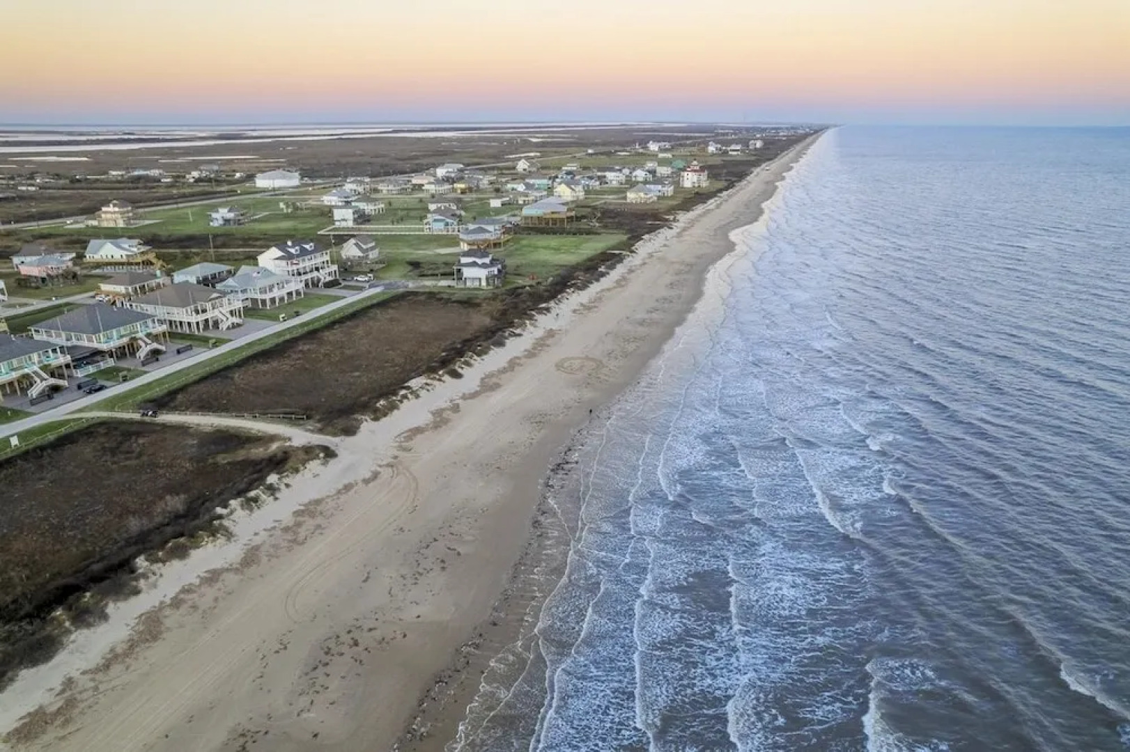 Shore Relaxin' 4 Bedroom Home by RedAwning