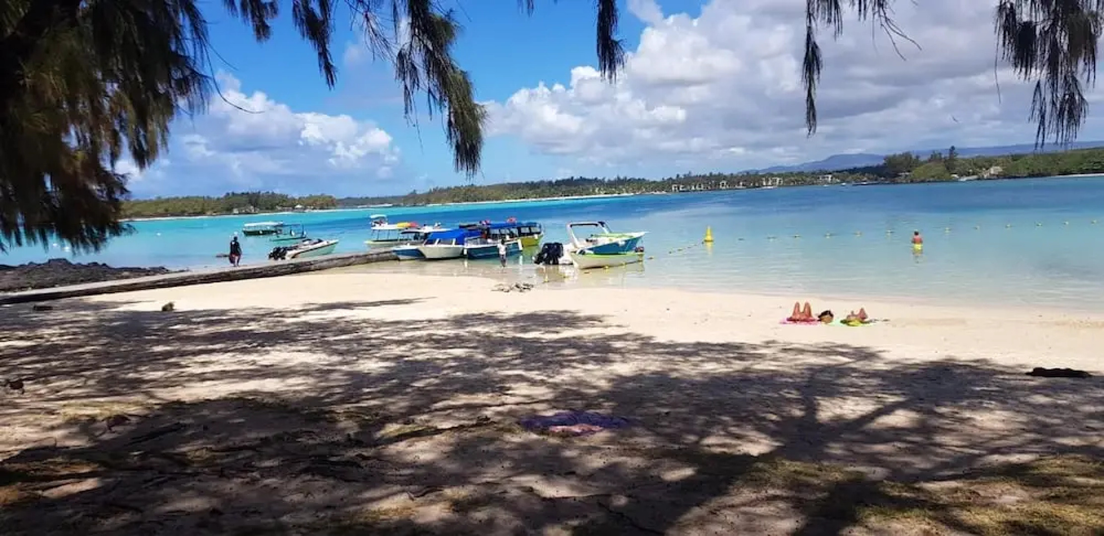 House With 4 Bedrooms in Mahebourg, With Wonderful sea View, Enclosed