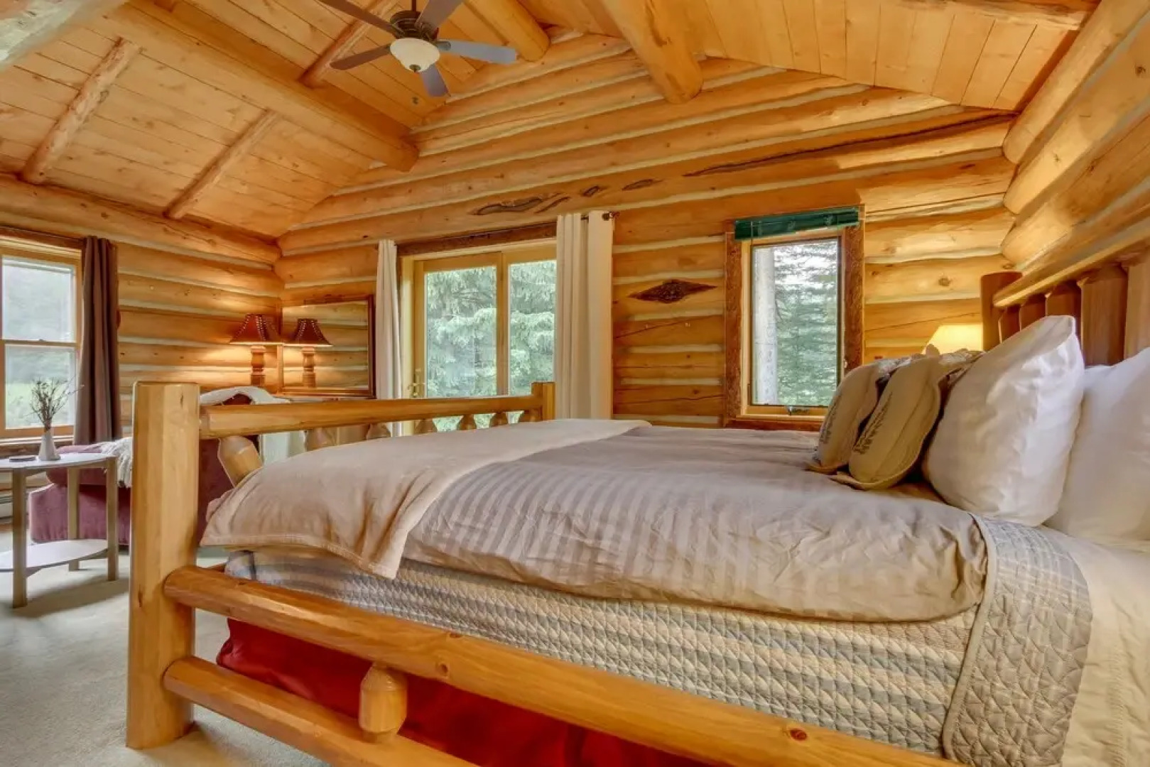 Scenic Montana Cabin Rental ~ 1 Mi to Yellowstone!