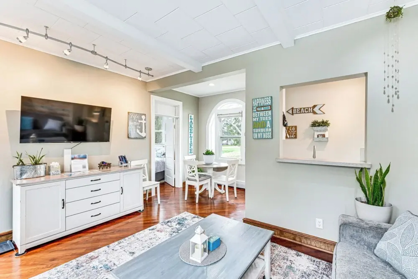 1/2 Mi to Beach & Lake Michigan: Condo w/ Pool!