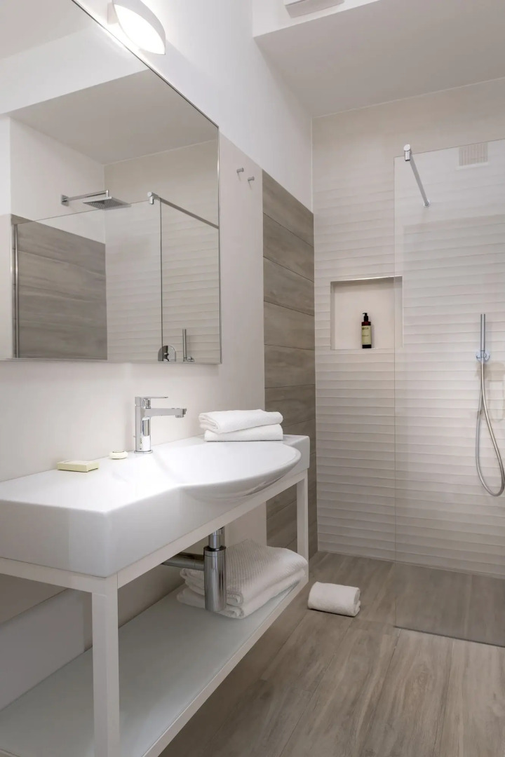 Youmami Lifestyle Suite Hotel