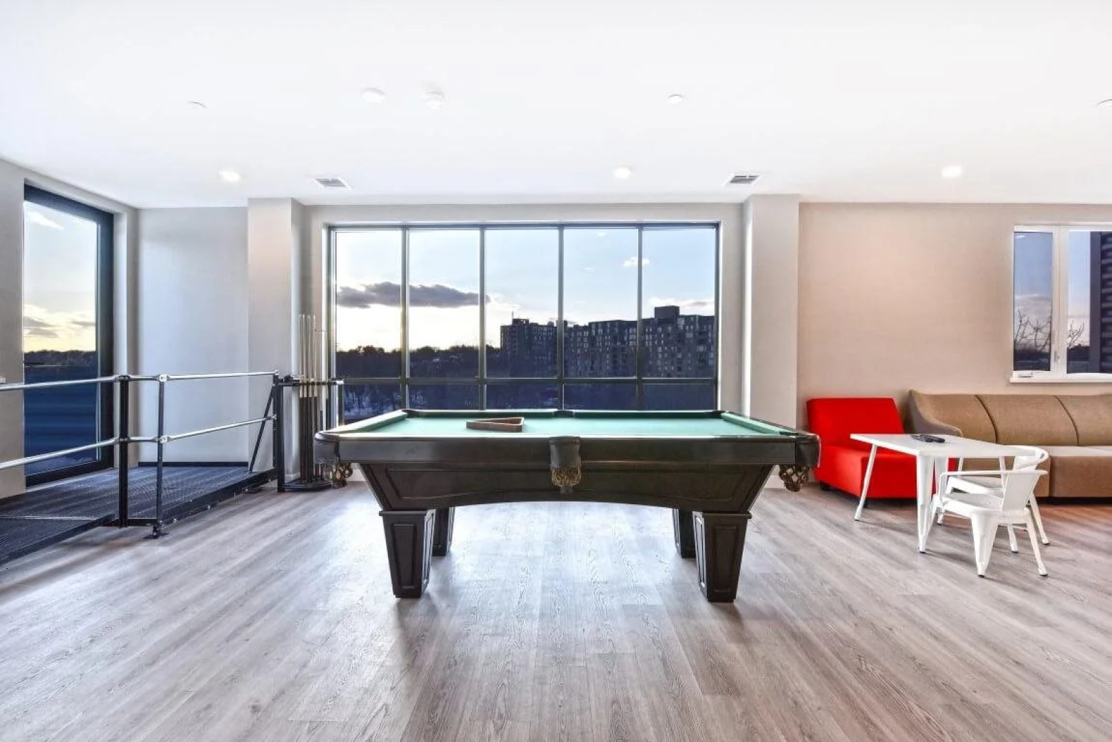 Global Luxury Suites at Longwood