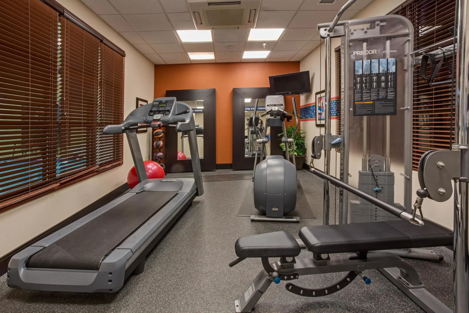 Hampton Inn & Suites Macon I-75 North