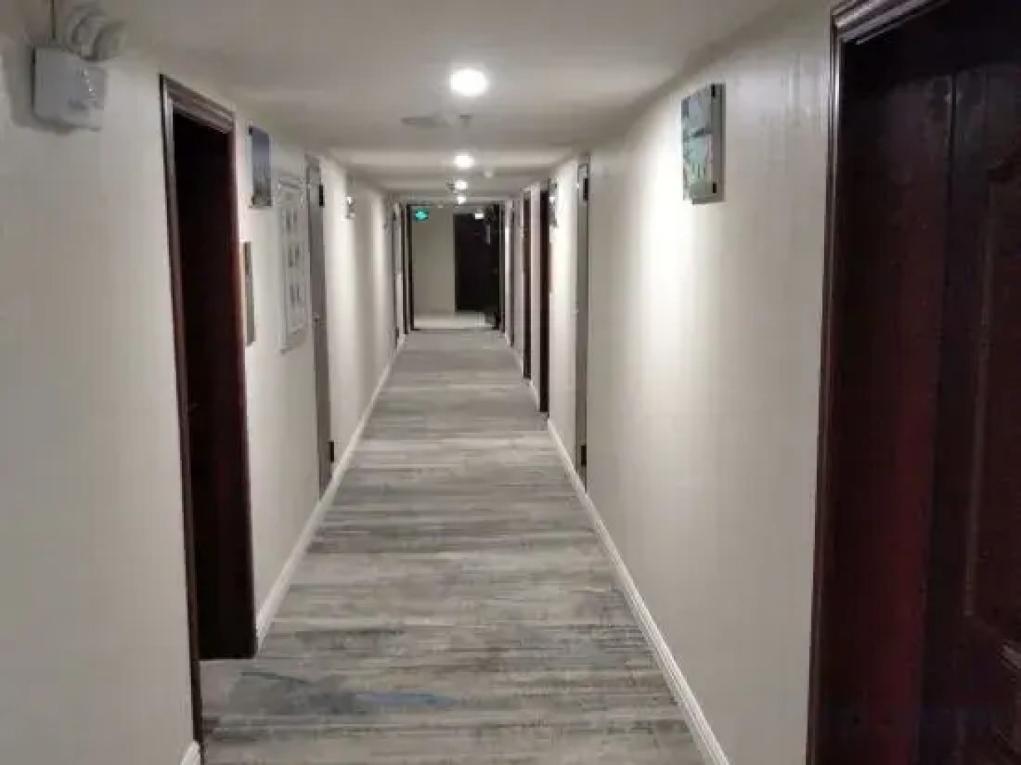 Qandmo Yuquanwan Business Hotel