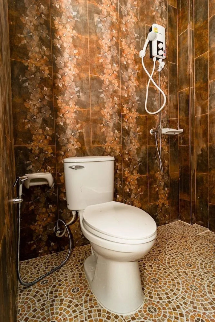 OYO 533 Runya Poolvilla