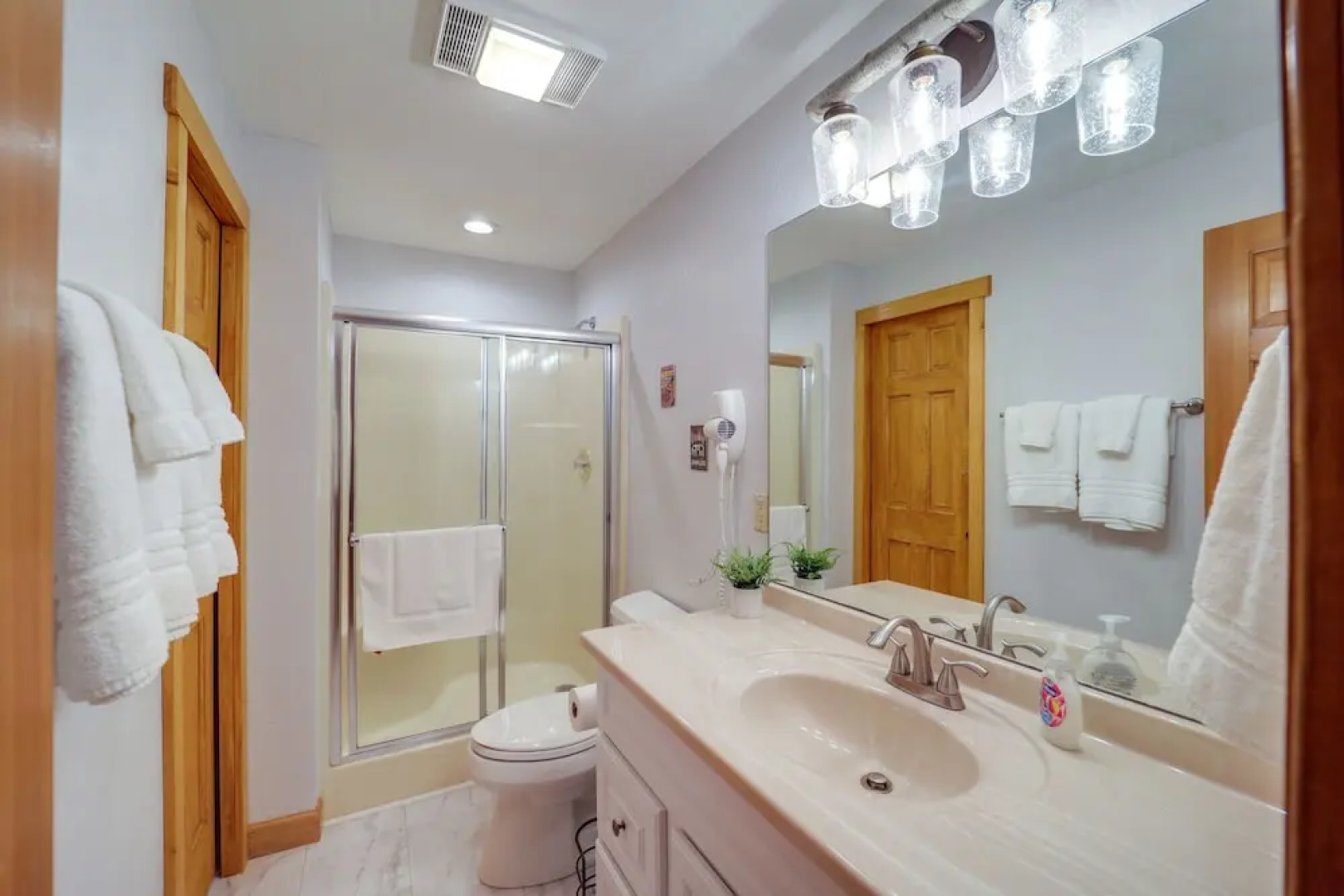 Sugar Mountain Chairlift View Home w/ Hot Tub!