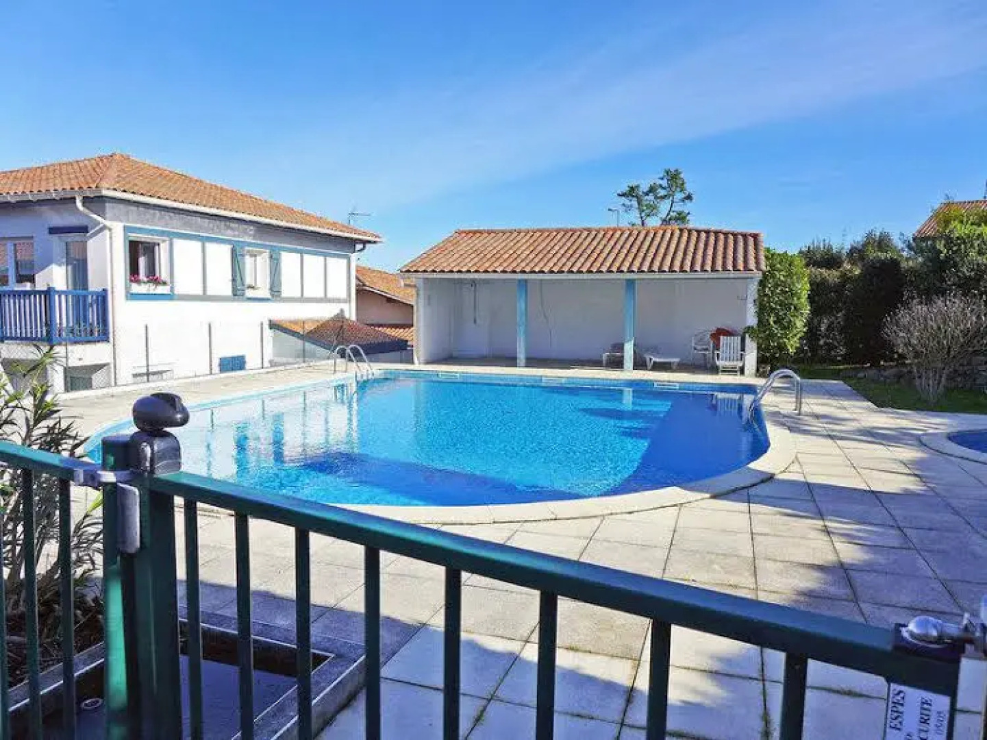 Lissardy Berri - INH 23366