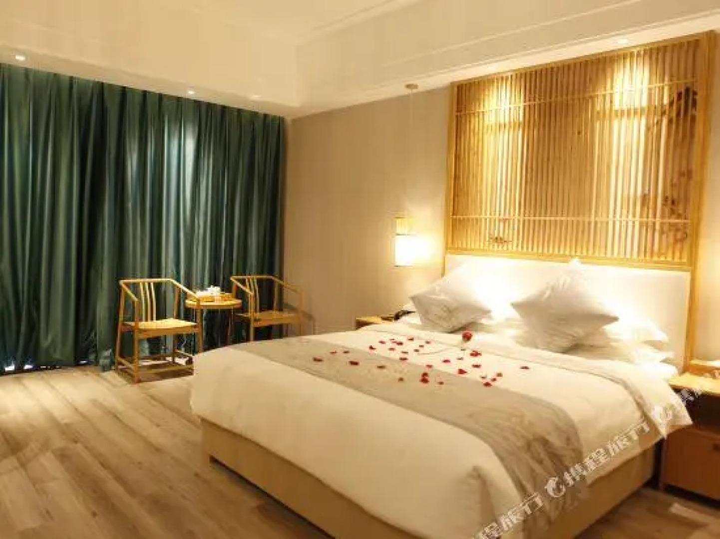 Venice International Hotel