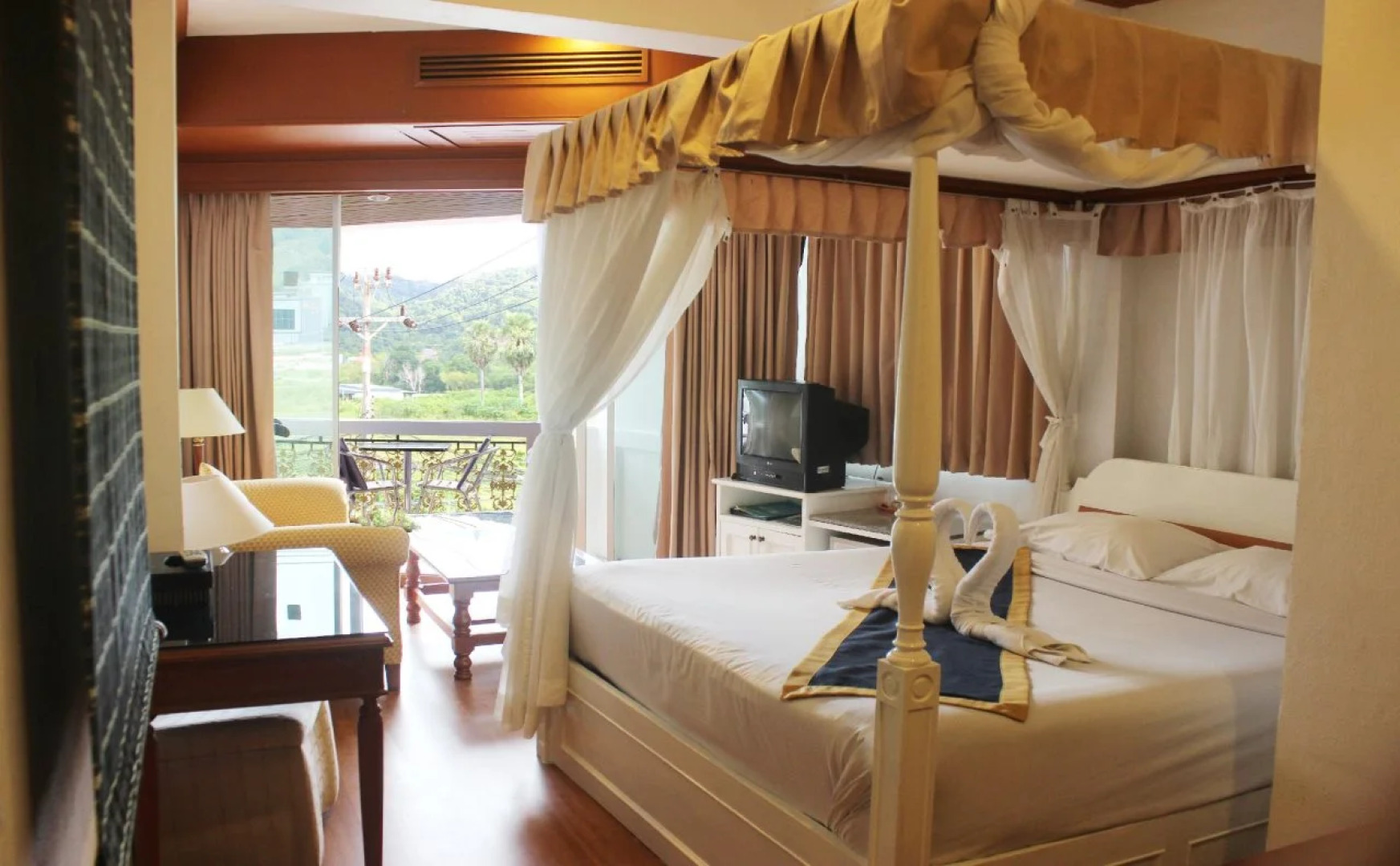 Orchid Hotel and Spa