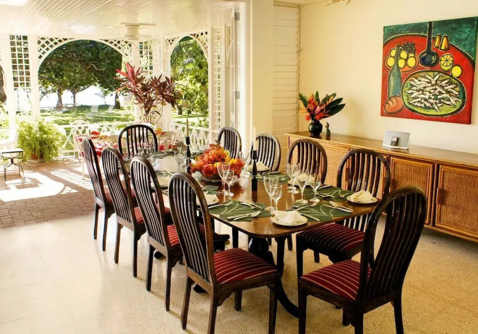 Seagrapes 5br by Jamaican Treasures