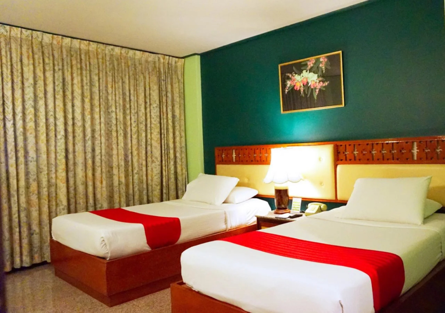 The Viangtak Riverside Hotel